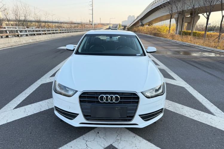 Used Audi A4L 2013 35 TFSI Automatic Comfort Model
