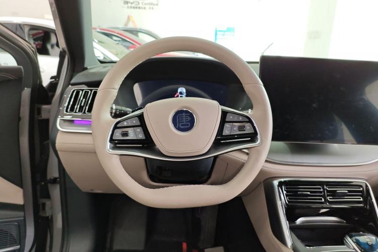 Used BYD Tang New Energy 2025 Intelligent Driving Version DM-i 115KM Flagship Edition Steering Wheel