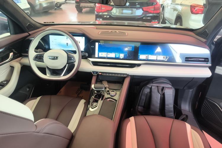 Used Geely Auto Monjaro L 2024 2.0TD High-Power Automatic Two-Wheel Drive Yunqi Version