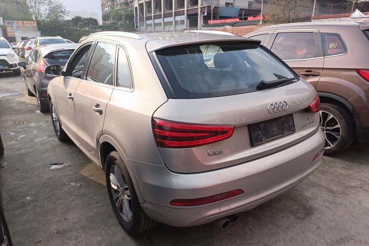 Used Audi Q3 2015 35 TFSI Comfort Model Rear Left 45 Deg