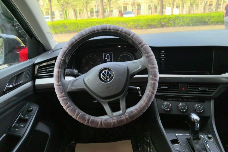 Used Volkswagen Bora 2021 1.5L Automatic Fashionable Smart Connectivity Version Steering Wheel