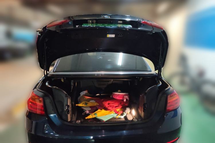 Used BMW 4 Series 2014 420i Convertible Sports Design Package Trunk