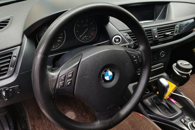 Used BMW X1 2012 sDrive18i Luxury Model Steering Wheel