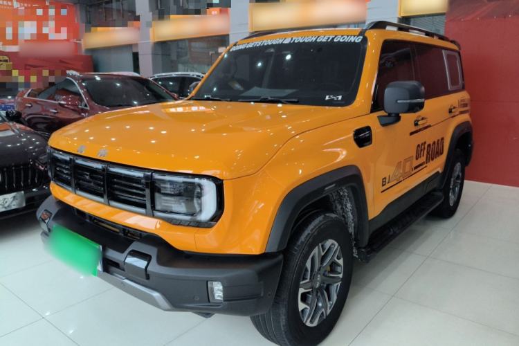 Used BAIC Off-Road BJ40 2024 2.0T All-New Urban Hunter Edition Chivalrous Style