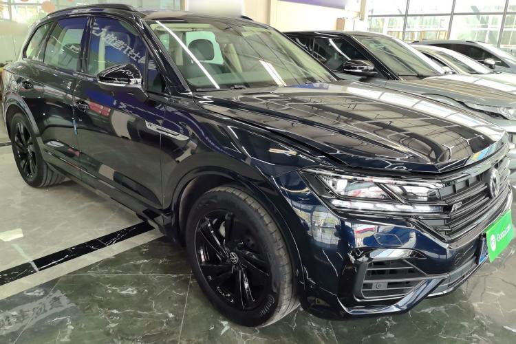 Used Volkswagen Touareg 2021 3.0 TSI Luxury Edition Black Diamond Sport Package Exterior 1