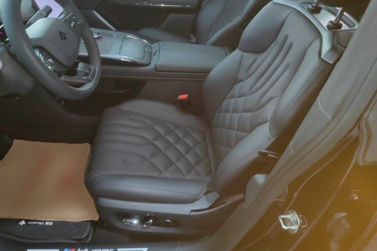 Used Hyptec HT 2025 825 Max Left Front Seat