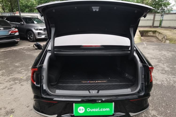 Used Wuling Xingguang 2023 70 Standard Edition
