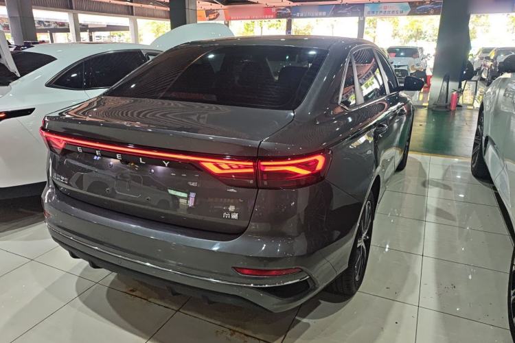 Used Geely Auto Emgrand 2022 4th Generation 1.5L CVT Flagship Model
