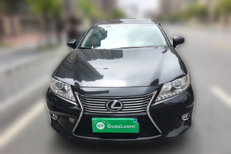 Used Lexus ES 2014 300h Elite Edition Front