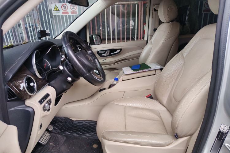 Used Mercedes-Benz V-Class 2016 V 260 Prestige Edition
