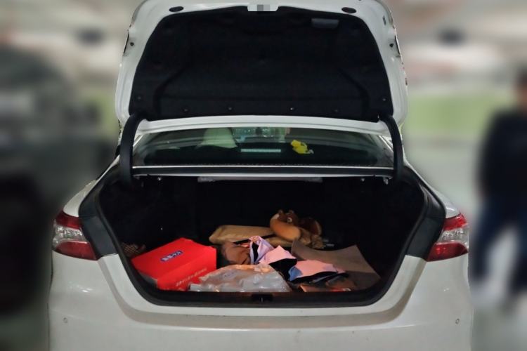 Used Toyota Camry 2023 2.5G Luxury Edition Trunk