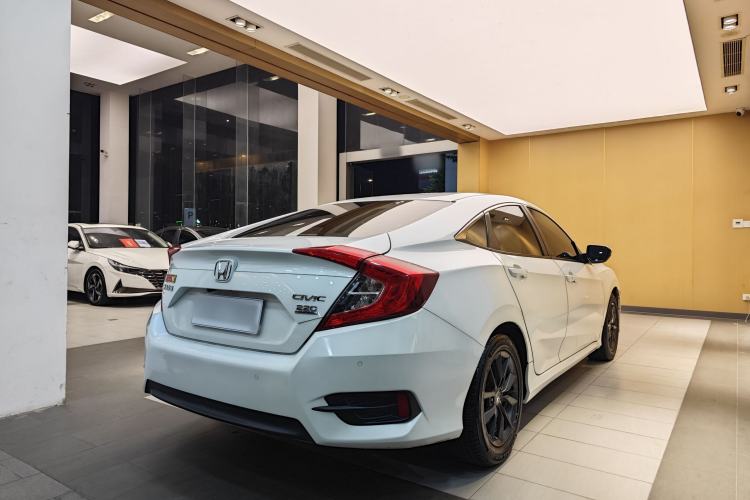 Used Honda Civic 2019 220TURBO CVT Dynamic Edition China VI Exterior 11