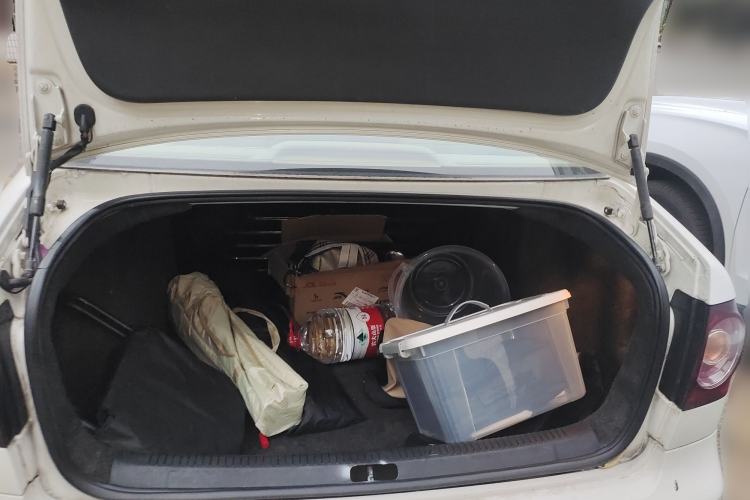 Used Volkswagen Polo 2011 Jingqu 1.6L Automatic Siku Edition Trunk