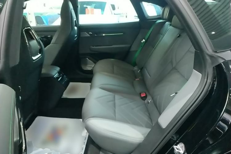 Used Zeekr 001 2022 Ultra-Long Range Dual-Motor ME Version Left Rear Seat