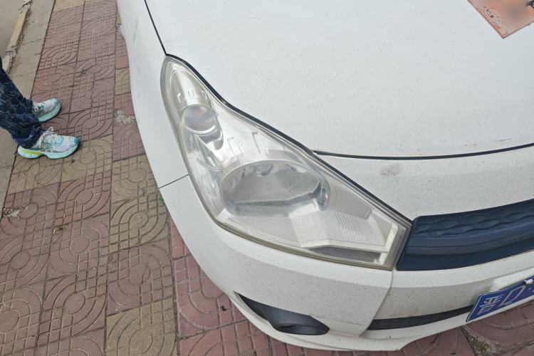 Used Suzuki Alto 2013 1.0L Manual Utility Model Right Front Headlight