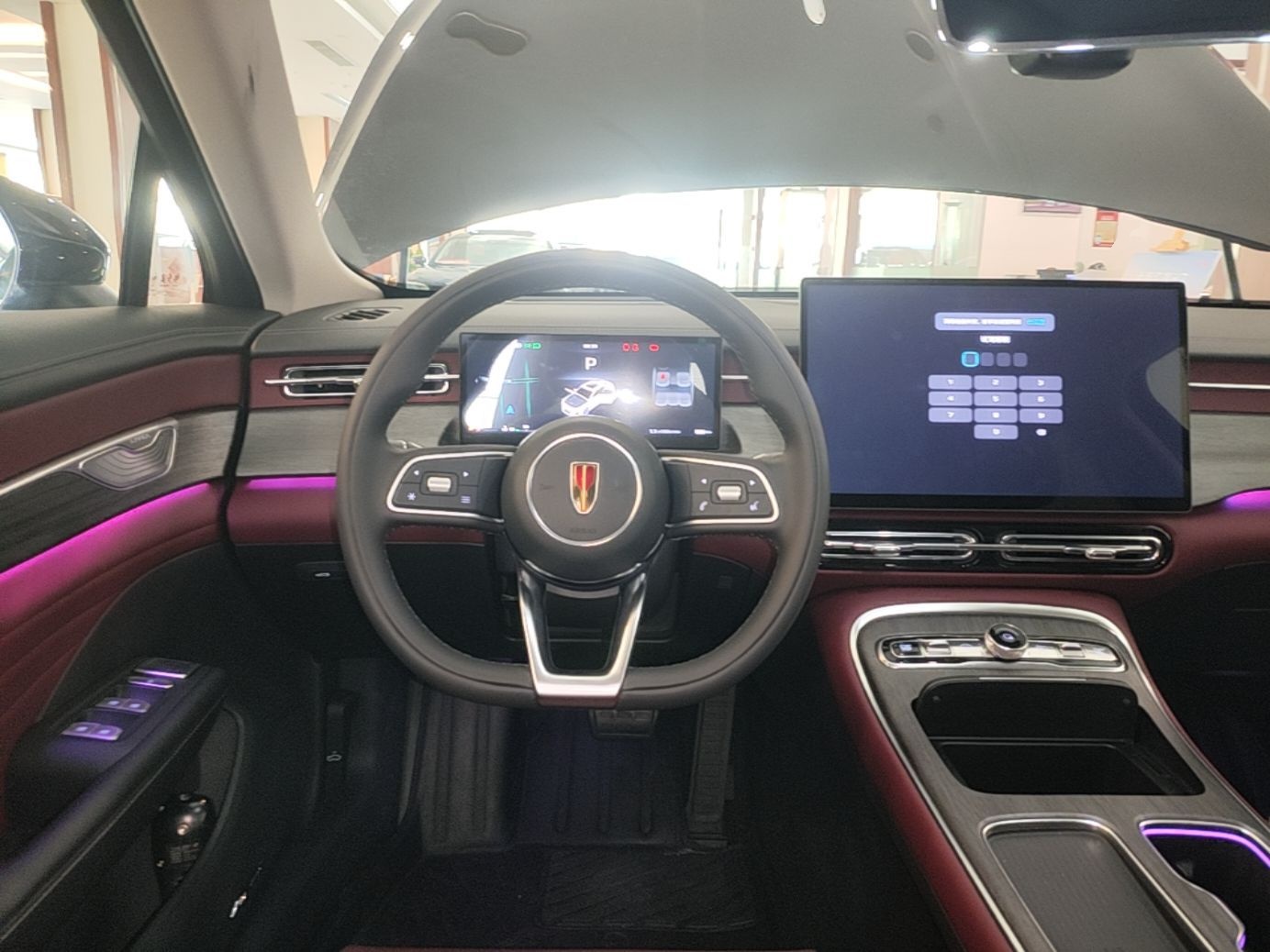 Hongqi H5 2026 Model 2.0T Automatic Qi Ling Pro Edition — снимка 15