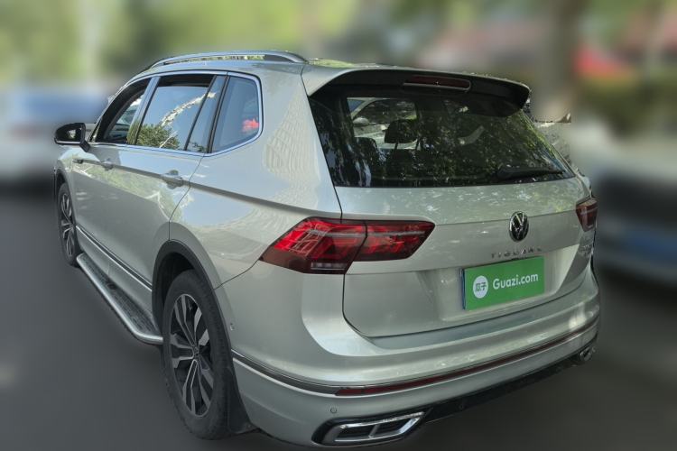 Used Volkswagen Tiguan L 2023 Restyled 330TSI Automatic Two-Wheel Drive R-Line Enhanced Comfort Version