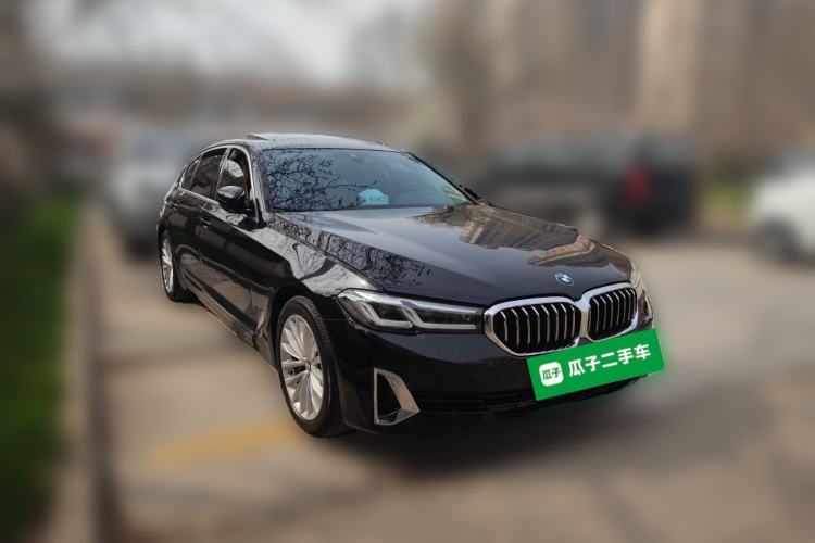 Used BMW 5 Series New Energy 2021 535Le Luxury Package Front Right 45 Deg