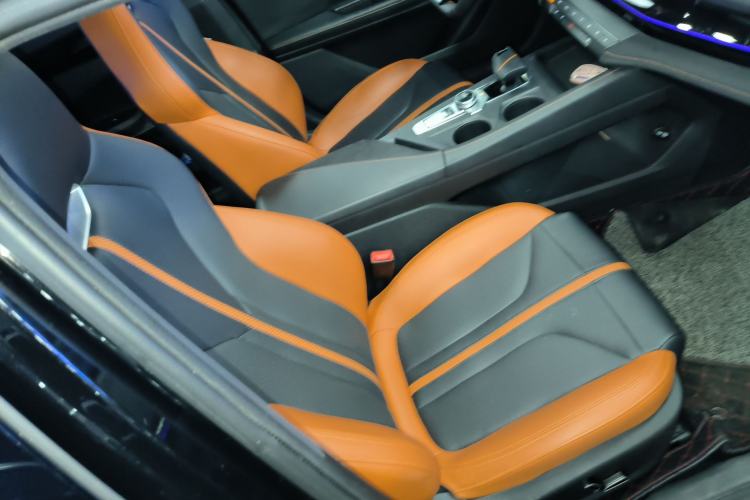 Used CHANGAN UNI-V 2024 1.5T Prestige Sport Edition
