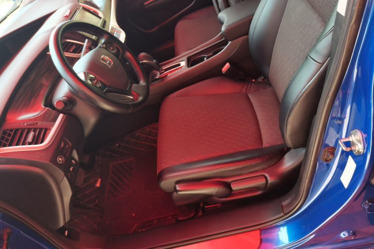 Used Honda Jade 2017 1.8L automatic Comfort version 5 seats
