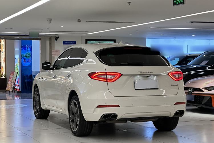 Used Maserati Levante 2016 3.0T Standard Edition Exterior 4