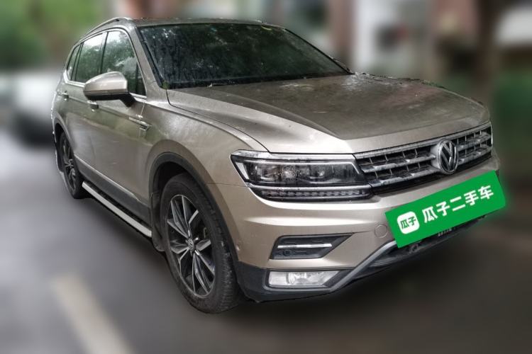 Used Volkswagen Tiguan L 2018 Revised 330TSI Automatic Two-Wheel Drive Flagship Edition Front Right 45 Deg