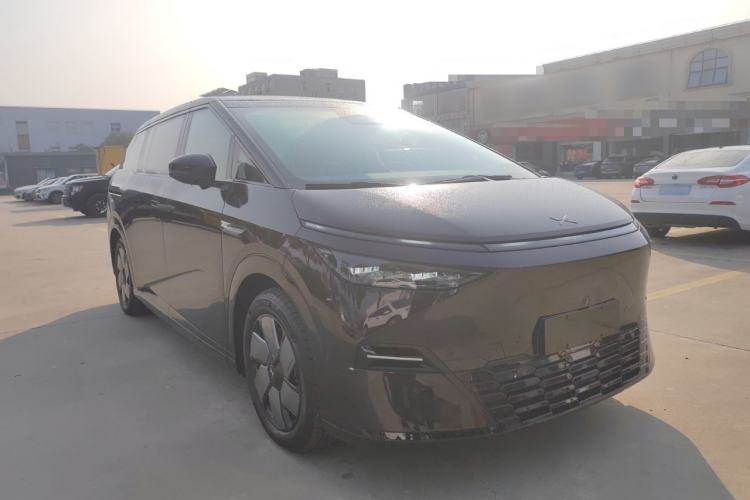 Used XPeng X9 2025 650 Long-Range Max
