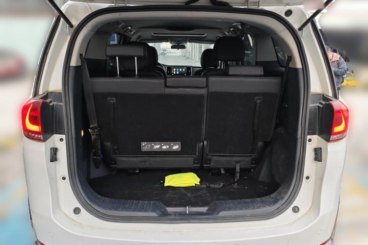 Used GAC Trumpchi M8  Trunk