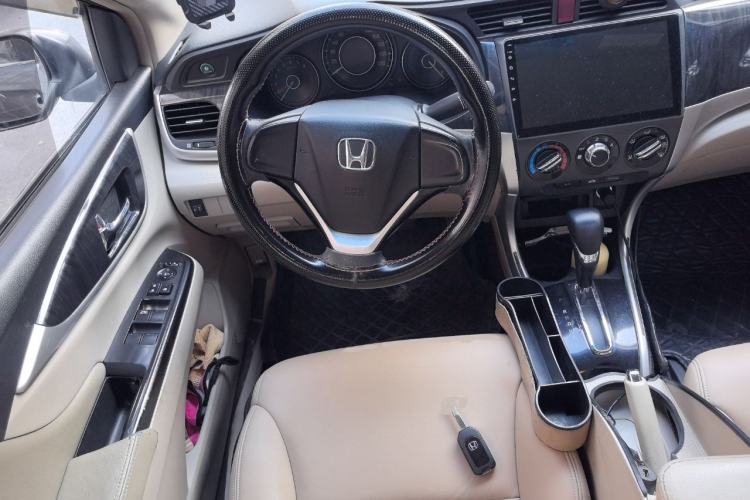 Used Honda Crider 2013 1.8L automatic comfort version