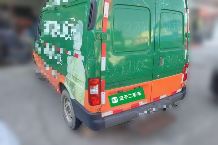 Used JMC Transit 2019 2.8T Commercial Version Short Wheelbase Mid-Roof 3-Seater China VI Standard JX493