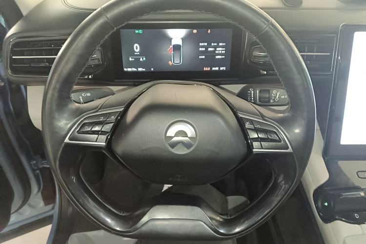 Used Nio ES8 2018 355 km Base Version 7-Seater Edition
