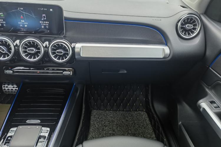 Used Mercedes-Benz GLB 2020 GLB 200 Stylish Edition
