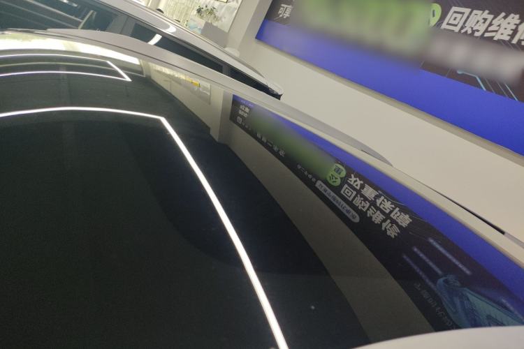 Used Venucia V 2021 260T Idol Edition
