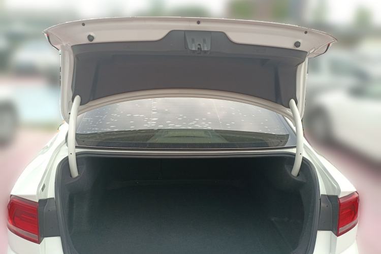 Used Volkswagen Lamando 2018 280TSI DSG Comfort Edition
