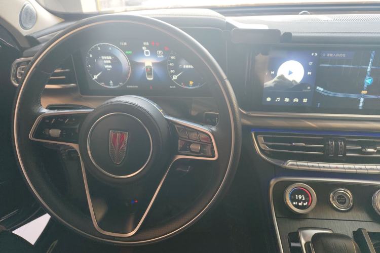 Used Hongqi H9 2023 2.0T Smart Connect Flagship Edition
