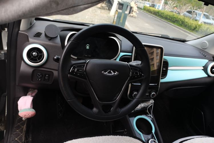 Used Chery QQ Little Ant 2021 200 000-Yuan Ant Fan Edition Talent Version NMC Battery 408 km续航 Steering Wheel