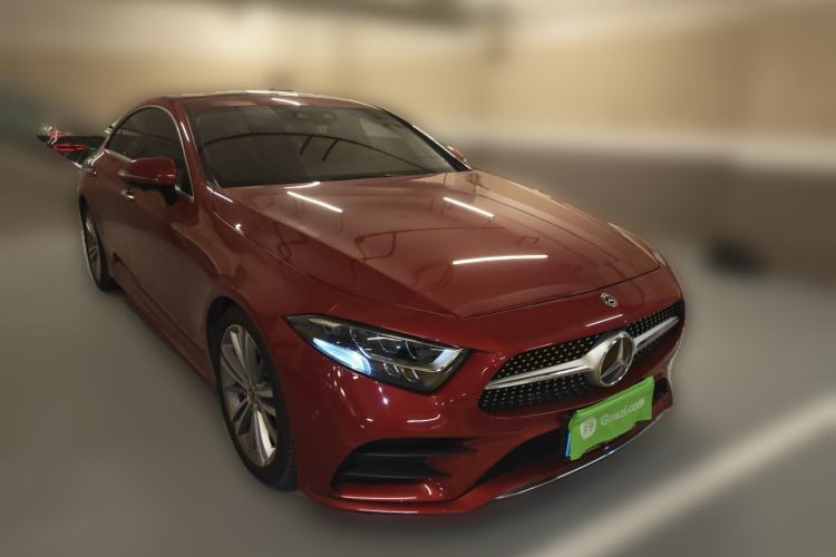Used Mercedes-Benz CLS 2018 CLS 300 Luxury Model Front Right 45 Deg