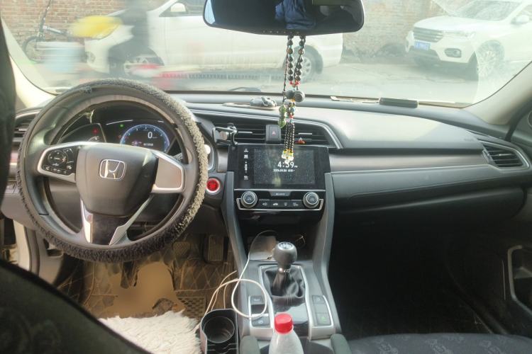 Used Honda Civic 2019 220TURBO Manual Jinkong Edition China V Emission Standard Center Console