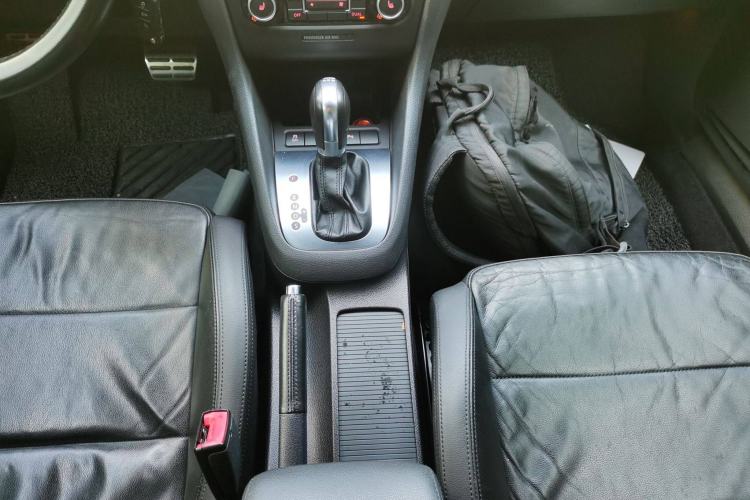 Used Volkswagen Golf 2012 1.4TSI Luxury Convertible Edition
