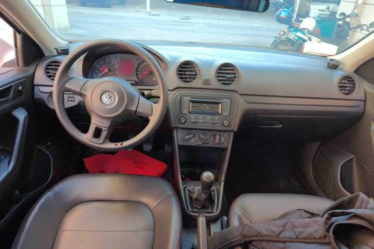 Used Volkswagen Jetta 2015 Zhuihui Edition 1.4L Manual Fashion Model
