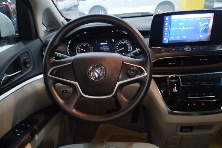 Used Buick GL8 2021 Land Cruiser Executive Class 652T Comfort Model Steering Wheel