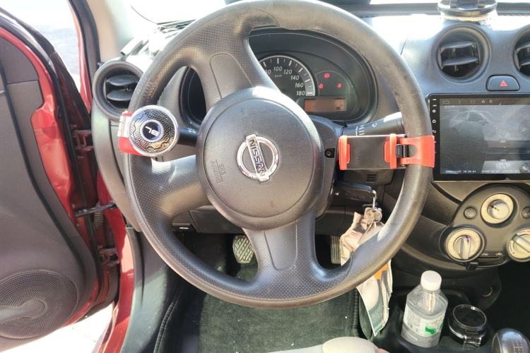 Used Nissan March 2015 1.2L Manual Easy-Enjoy Version
