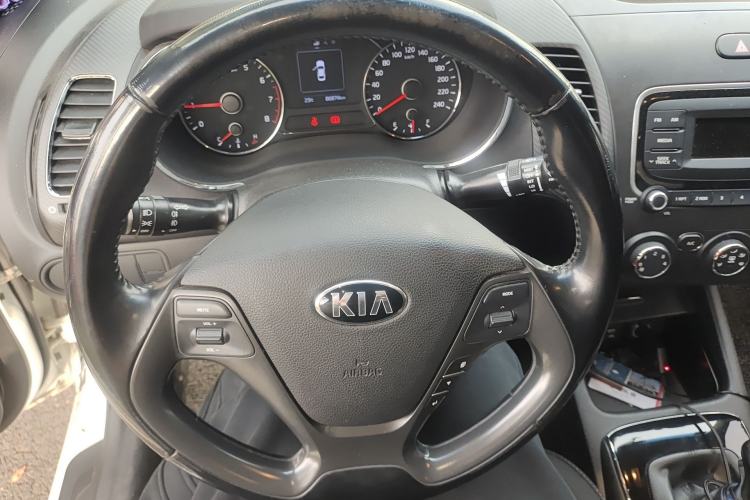 Used Kia K3 2016 1.6L Manual GLS Steering Wheel