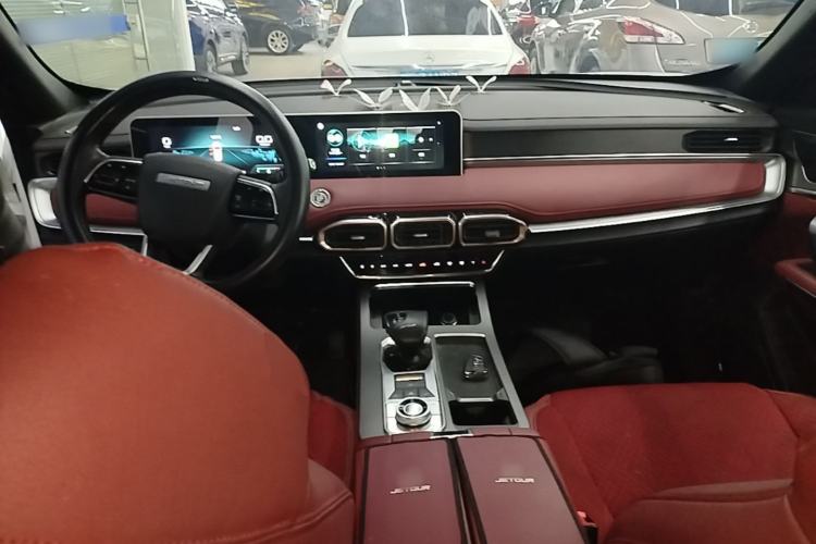 Used JETOUR X70 PLUS 2023 1.5T DCT Ziqiang PRO 5-Seater