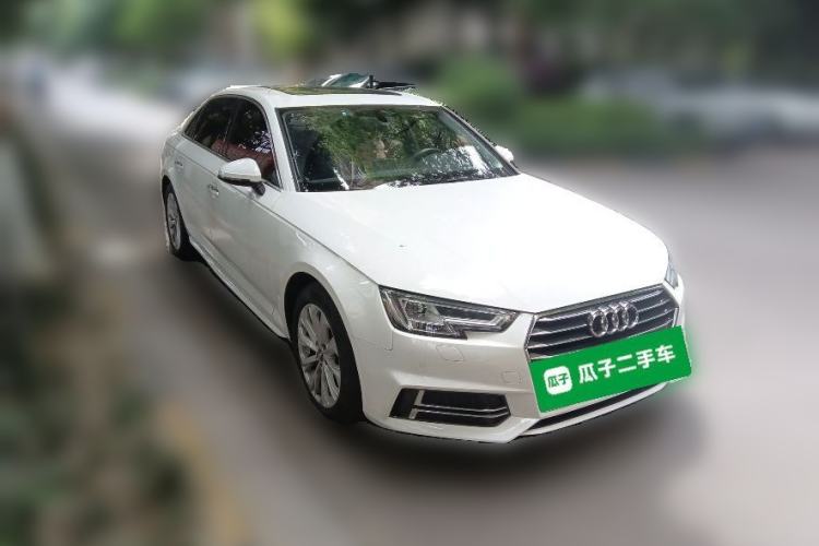 Used Audi A4L 2018 30th Anniversary Edition 40 TFSI Trendy Model Front Right 45 Deg