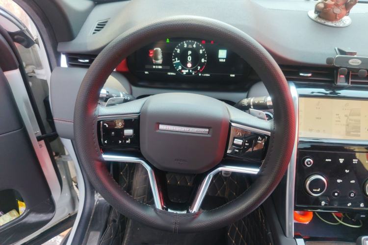 Used Land Rover Discovery Sport 2022 249 PS R-Dynamic S Performance Edition 5 Seats Steering Wheel