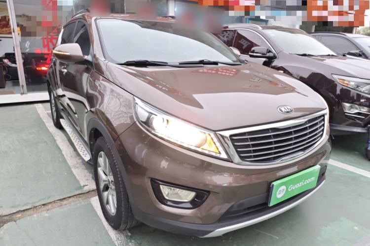 Used Kia Sportage R 2015 2.0L Automatic Two-Wheel Drive GLS Front Right 45 Deg