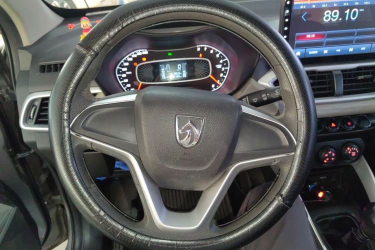 Used Baojun 510 2019 1.5L Manual Jingxiang Model 73kW China VI Emission Standard Steering Wheel