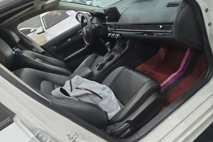 Used Honda Civic 2023 240TURBO CVT Dynamic Edition
