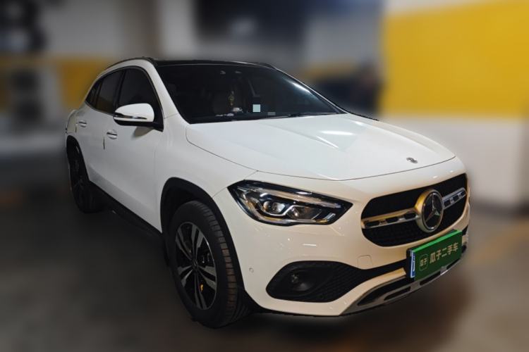Used Mercedes-Benz GLA 2022 GLA 220 Front Right 45 Deg